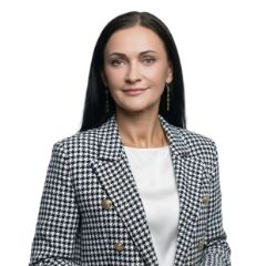 Стельмахова Лариса